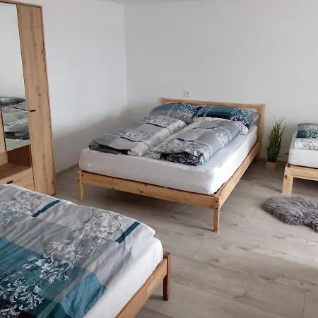 Blazenka Stylovy Unik Do Prirody Chvojnica (Myjava)