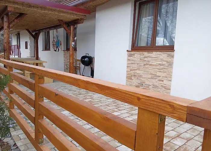 Blazenka Σαλέ Chvojnica (Myjava)